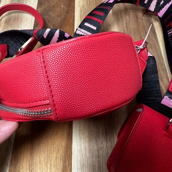 Steve Madden Allie Heart Charm Crossbody Bag w/ Detachable Pouch Lipstick Red - Picture 5 of 11